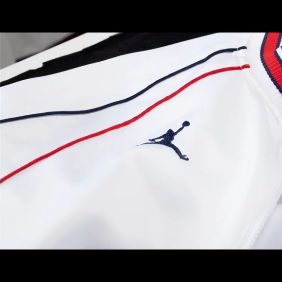 Air Jordan X PSG Jacket EXCLUSIVE - Picture 11 of 12
